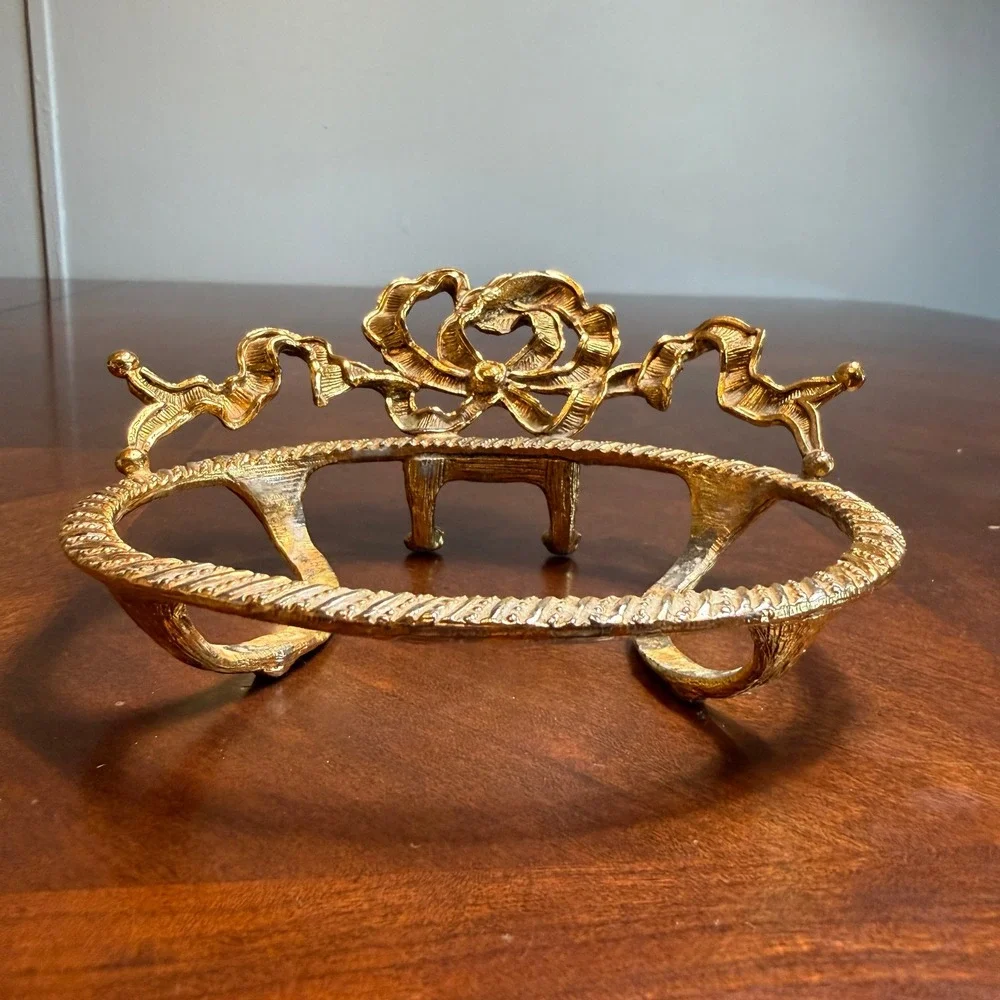 Stylebuilt Vintage Gold Metal Ribbon Bow Vanity Holder Hollywood Regency USA